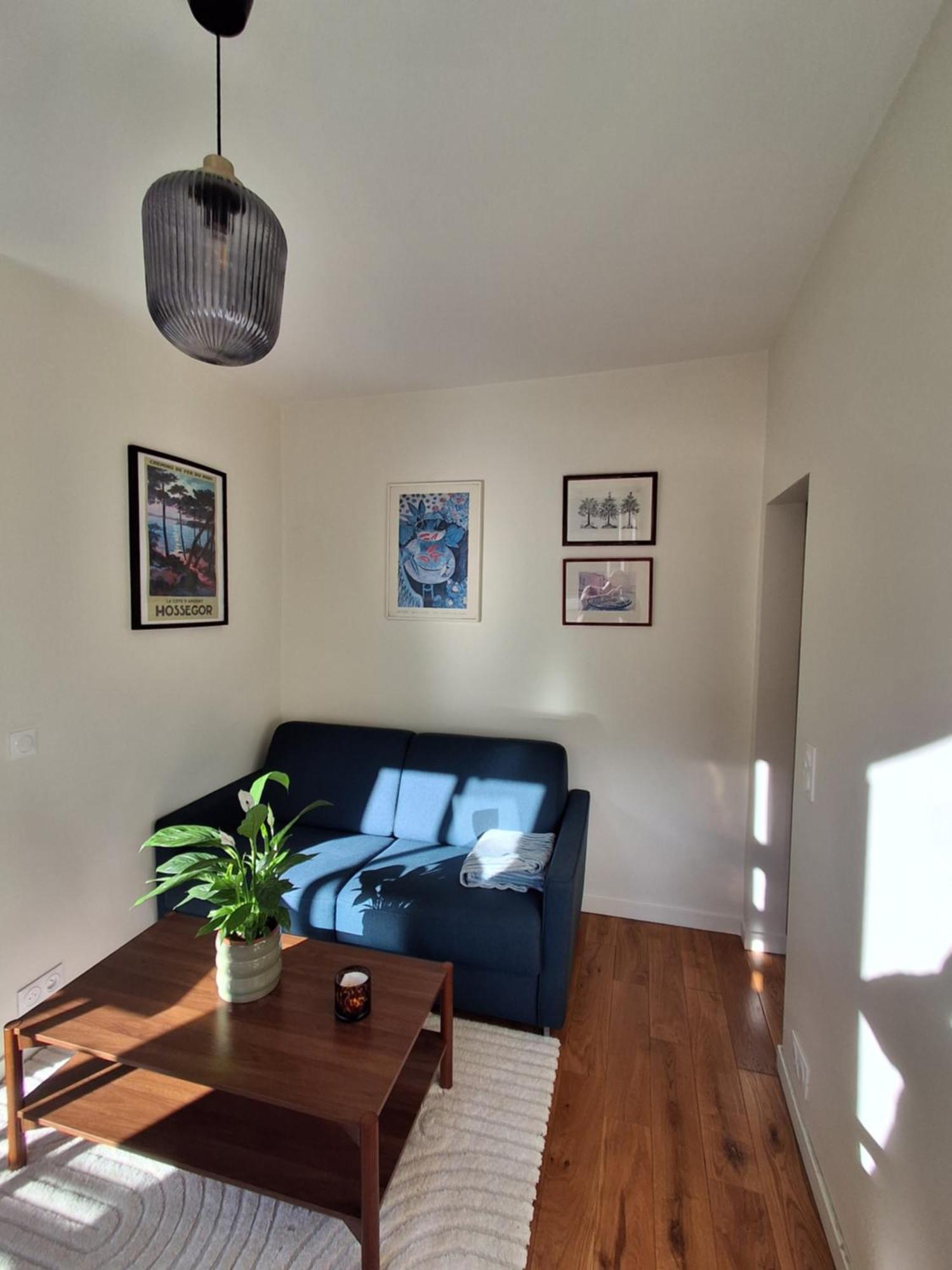 Eiffel Tower Family Apartment